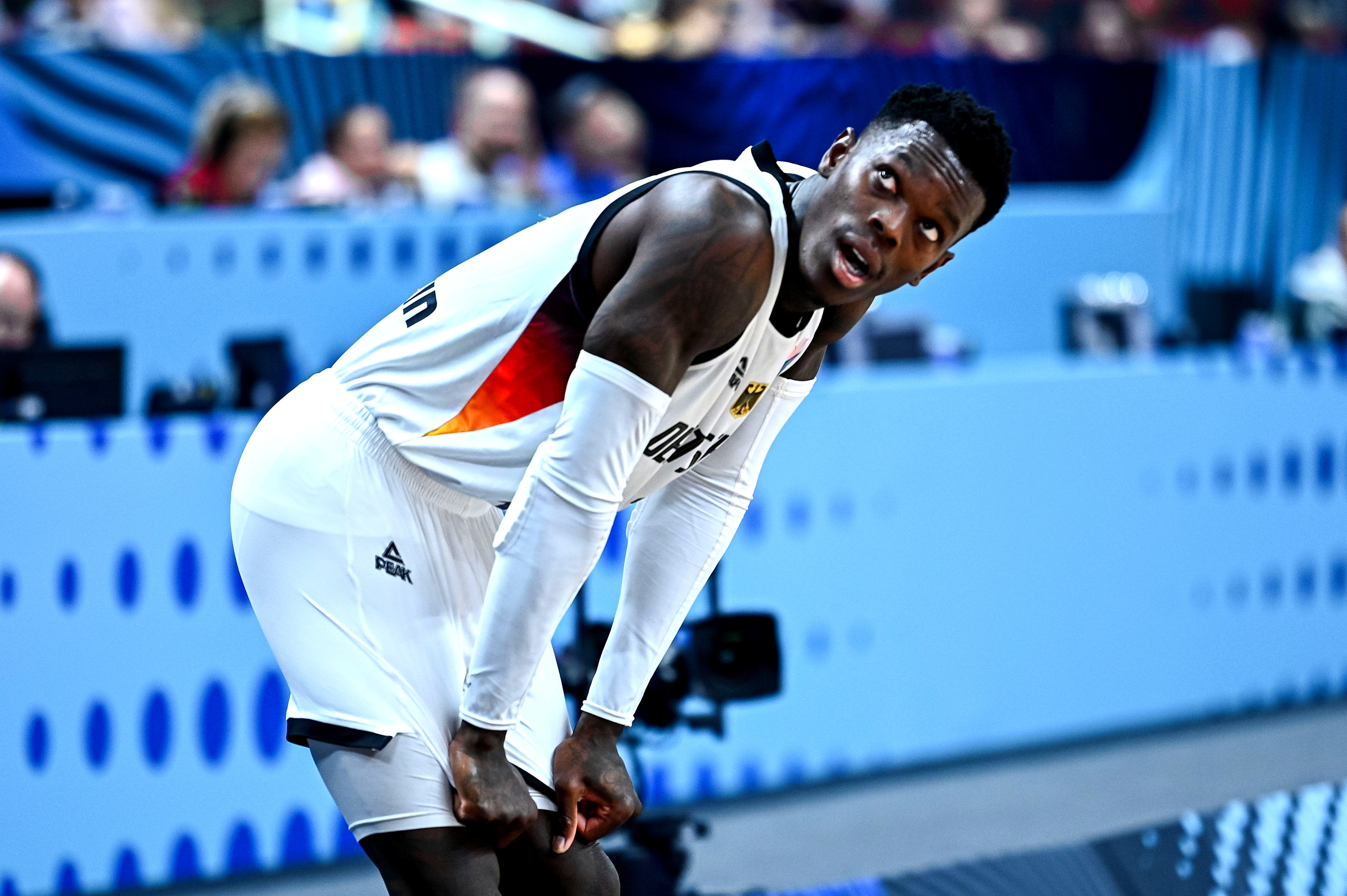 kaiyun下载-杰拉德05年举起欧洲杯